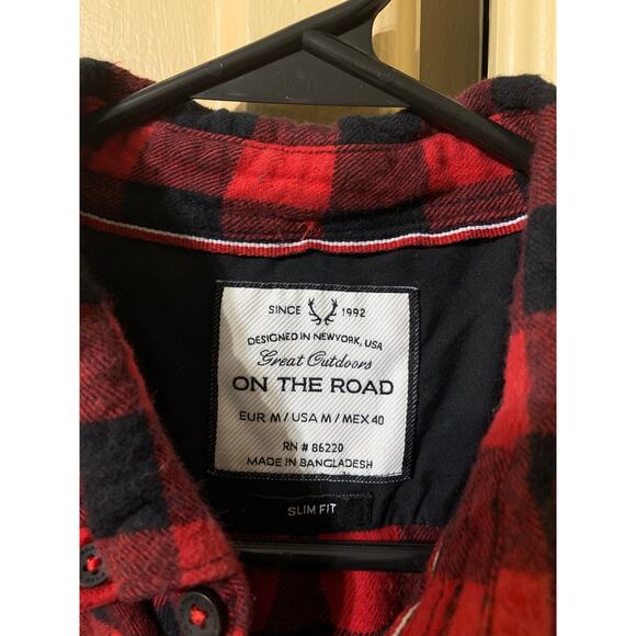 On The Road Red and Black Buffalo Plaid Long Sleeve Shirt Size Medium - Picture 3 of 10